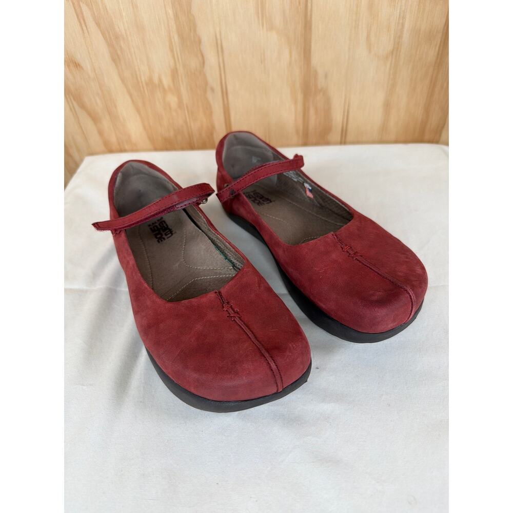Earth Shoes Kalso Solar Mary Jane Flats Red Suede Leather Size 7 Minimalist